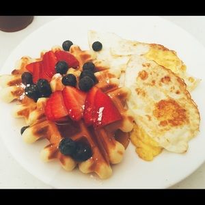 Meet your Posher, Lena